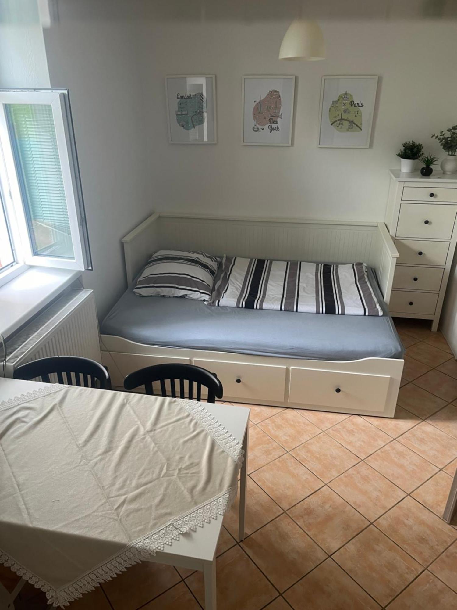 شقة Apartman Papousek زنويمو المظهر الخارجي الصورة