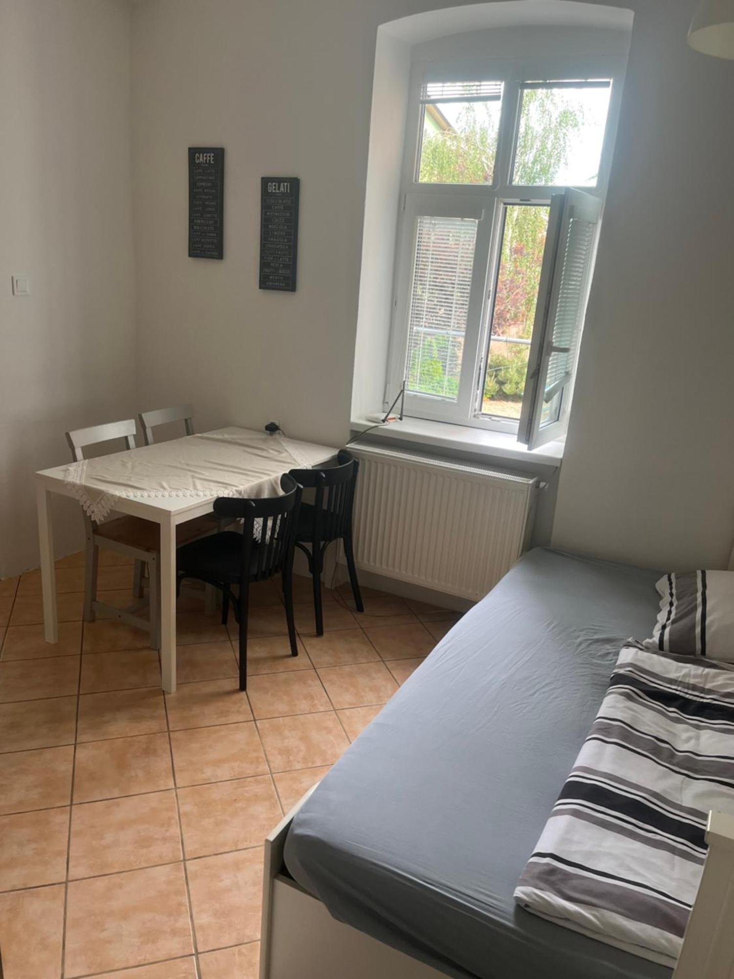 شقة Apartman Papousek زنويمو المظهر الخارجي الصورة